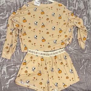 American Eagle Outfitters Kids Pajama Set - Beige with Snoopy and Pumpkin Design